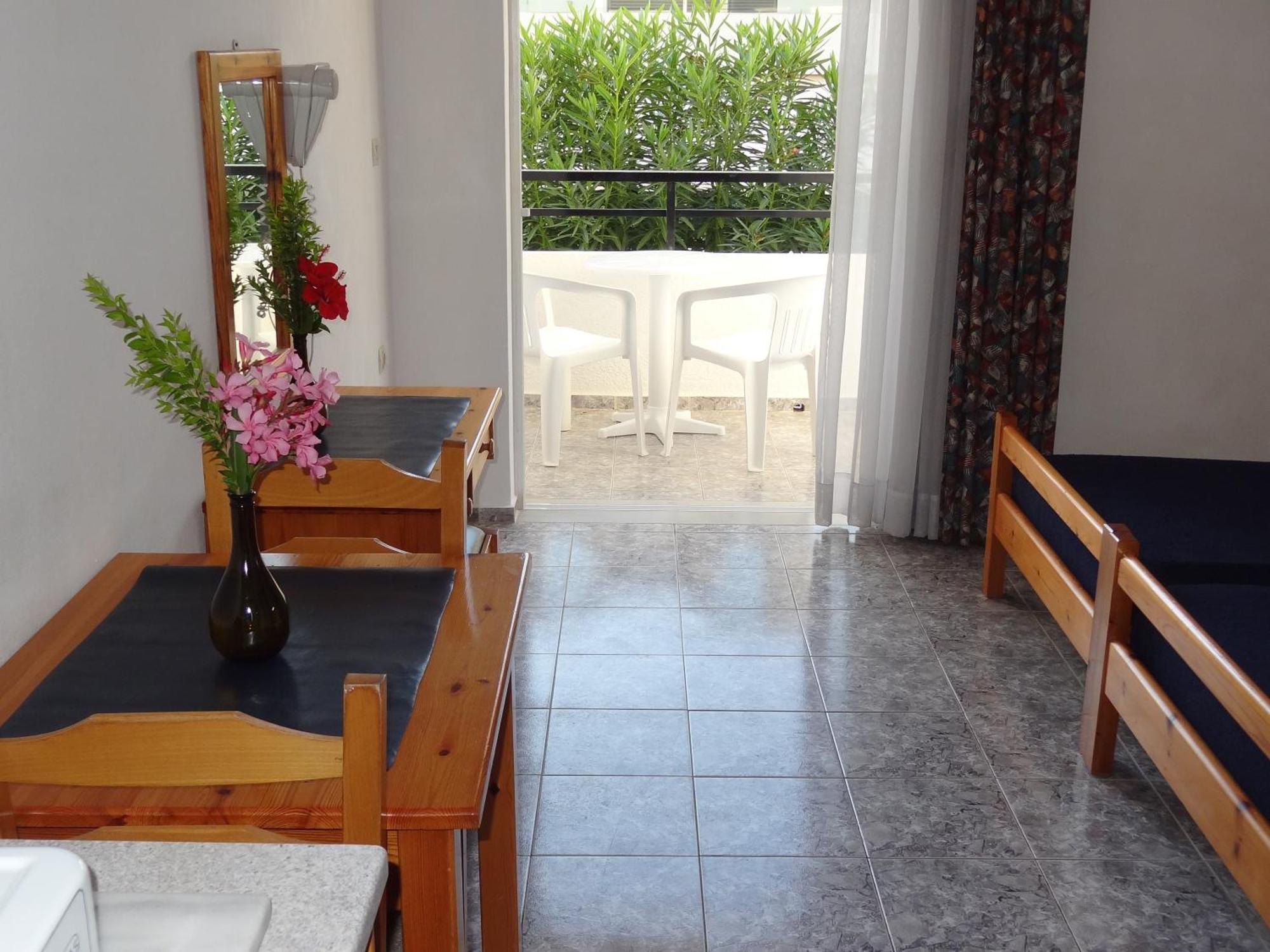 Michalis Studios & Apartments Kos Exteriör bild